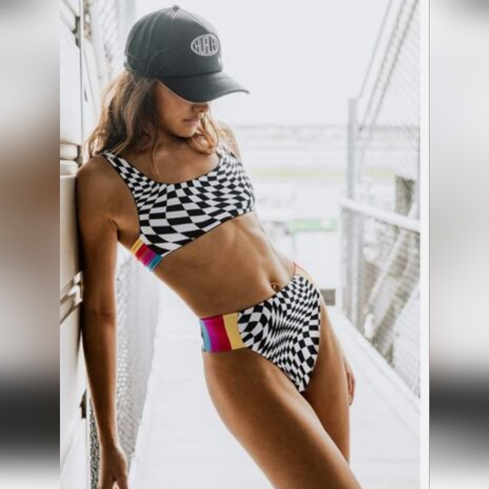 HURLEY X NASCAR REVERSIBLE TWO PIECES BIKINI SET IN MULTI _SZ:MEDIUM